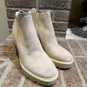 Dolce Vita Caster H2O Tan Suede Lug Sole Ankle Platform Boots Sz 10 chunky
